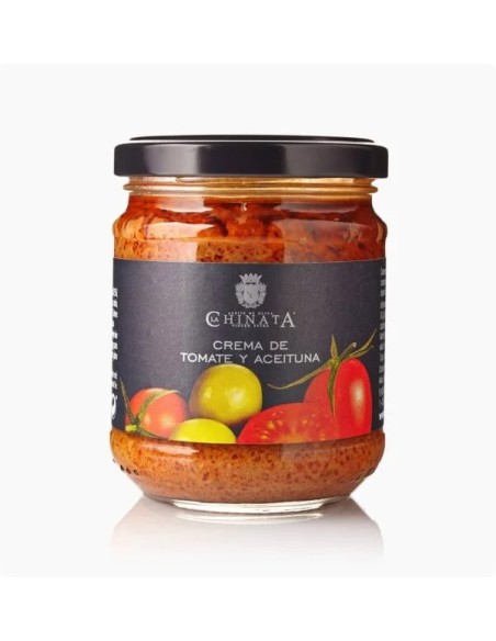 crema de tomate y aceitunas